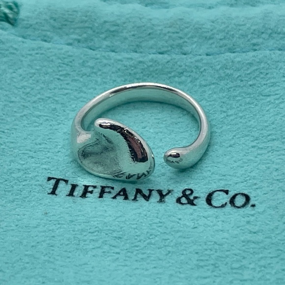 Tiffany & Co. Jewelry - Tiffany & Co Elsa Peretti Heart Ring